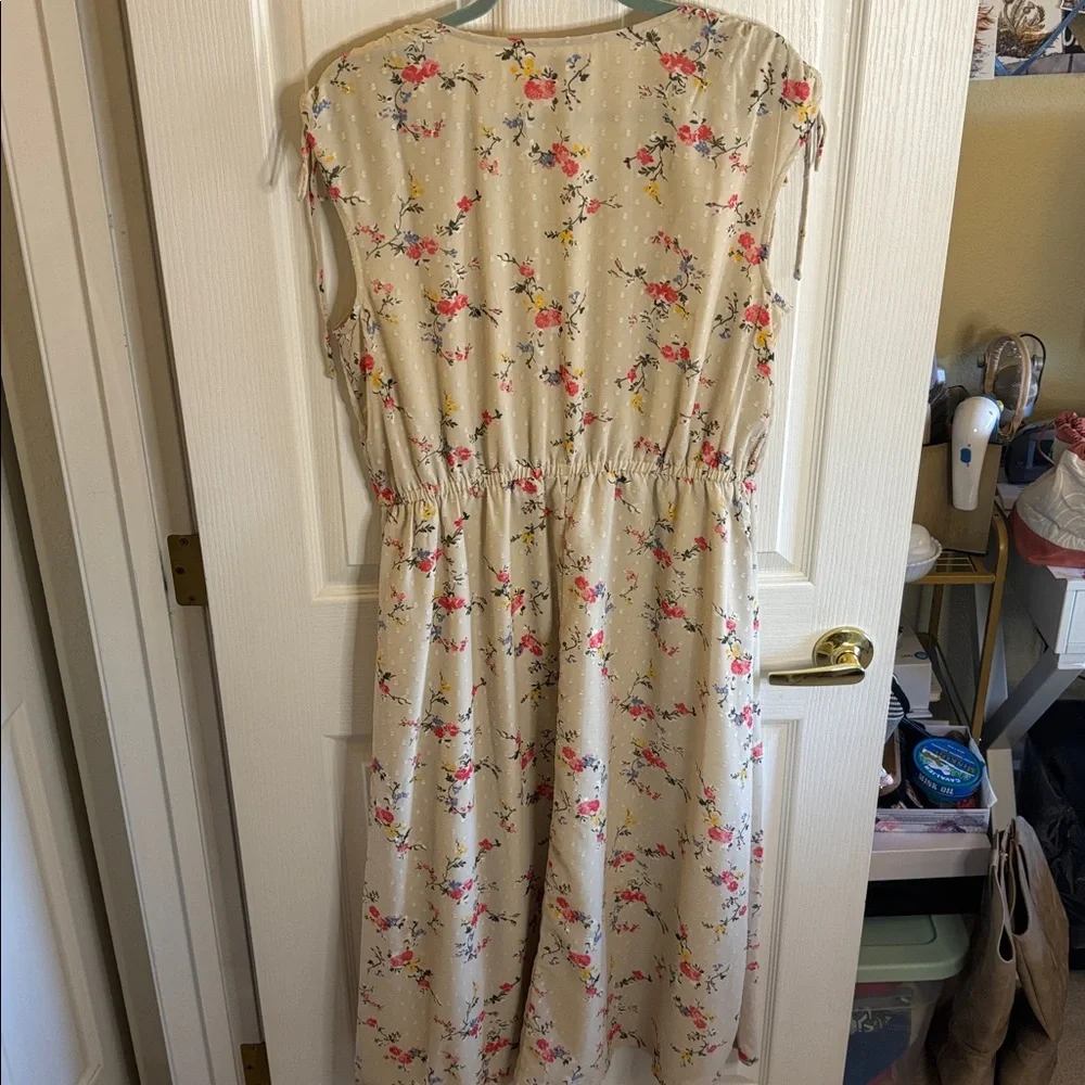 LOFT | Floral dress, size L - EUC - Picture 5 of 7